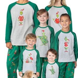 The Grinch Pajamas Men's size L